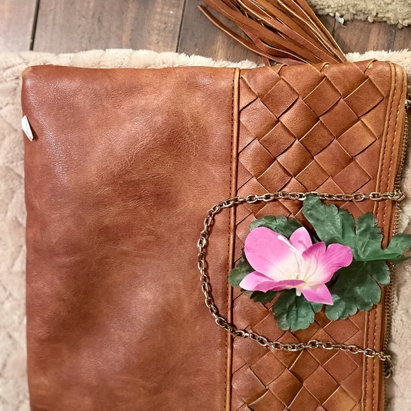 ⚡️⚡️2/$50⚡️⚡️✨👛URBAN EXPRESSION PURSE👛✨ - Picture 5 of 6